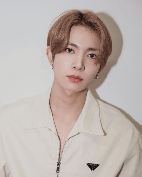 Jadi Member yang Doyan Makan, Ini Diet ala Heeseung ENHYPEN yang Ringan - Masih Bisa Makan Mie Instan Tengah Malam