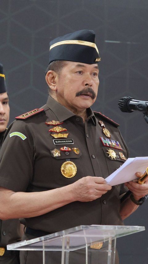 Jaksa Agung ST Burhanuddin Lantik Jaksa Agung Muda Pidana Militer dan Kajati Daerah Khusus Jakarta