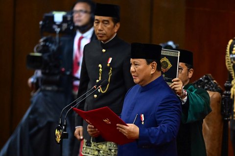 FOTO: Momen Prabowo Ucap Sumpah dan Janji sebagai Presiden ke-8 RI