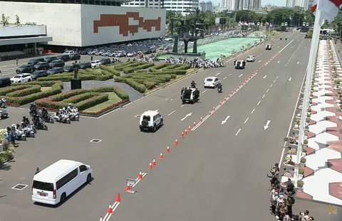 FOTO: Gagahnya Mobil Indonesia 1 Presiden Prabowo ‘Garuda’ Putih, Buatan Dalam Negeri