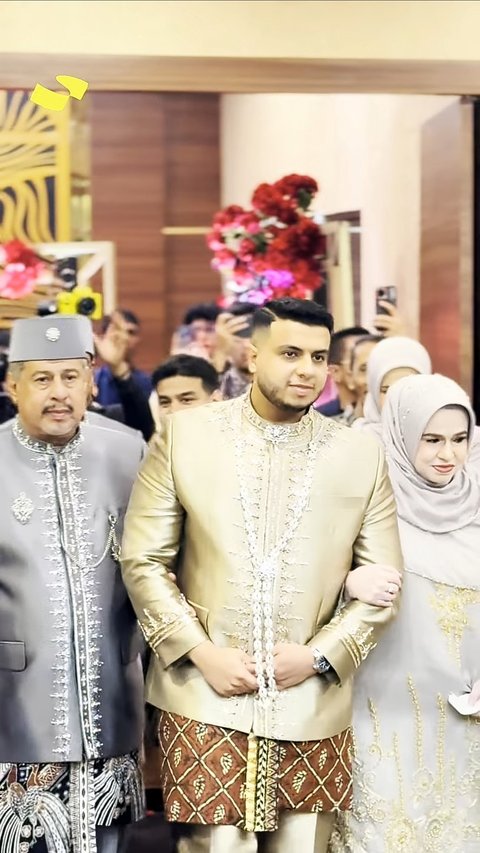 10 Foto Akad Nikah Yislam Kakak Fadil Jaidi, Anies Baswedan Menjadi Saksi - Cincin Kawin Tertinggal Sebelumnya