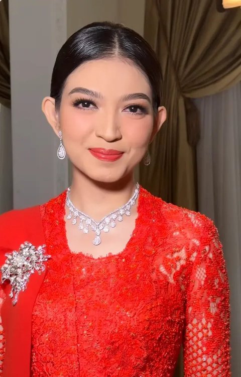 Potret Ibu Wakil Presiden Terbaru, Selvi Ananda. [@bennusorumba]