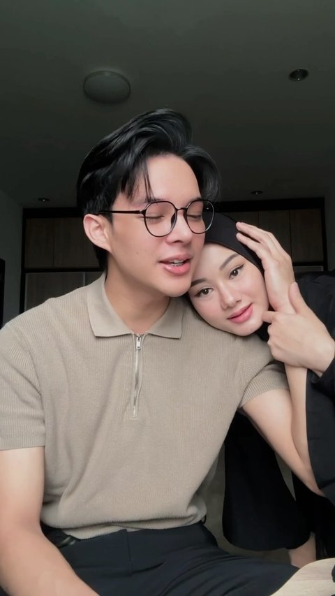 7 Potret Terbaru Rey Mbayang yang Benarkan Oplas Hidung, Alasannya Masalah Kesehatan