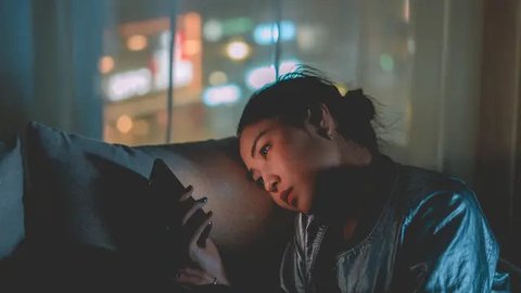 ilustrasi perempuan sedih/Photo by Ton Vn/Pexels