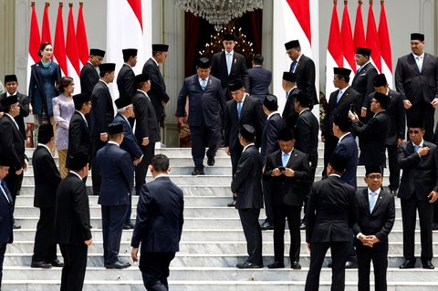 FOTO: Momen Prabowo Lantik 54 Menteri dan Pejabat Setingkat Menteri, Kabinet Paling Gemuk Sejak Orde Baru