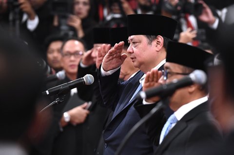 FOTO: Momen Prabowo Lantik 54 Menteri dan Pejabat Setingkat Menteri, Kabinet Paling Gemuk Sejak Orde Baru