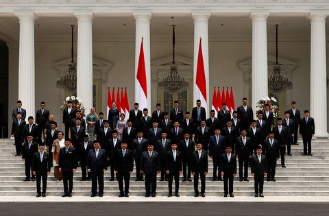 FOTO: Momen Prabowo Lantik 54 Menteri dan Pejabat Setingkat Menteri, Kabinet Paling Gemuk Sejak Orde Baru