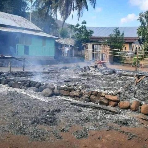 Kronologi Bentrokan Berdarah Dua Desa di Adonara Flores Timur, Puluhan Rumah Terbakar & 1 Tewas