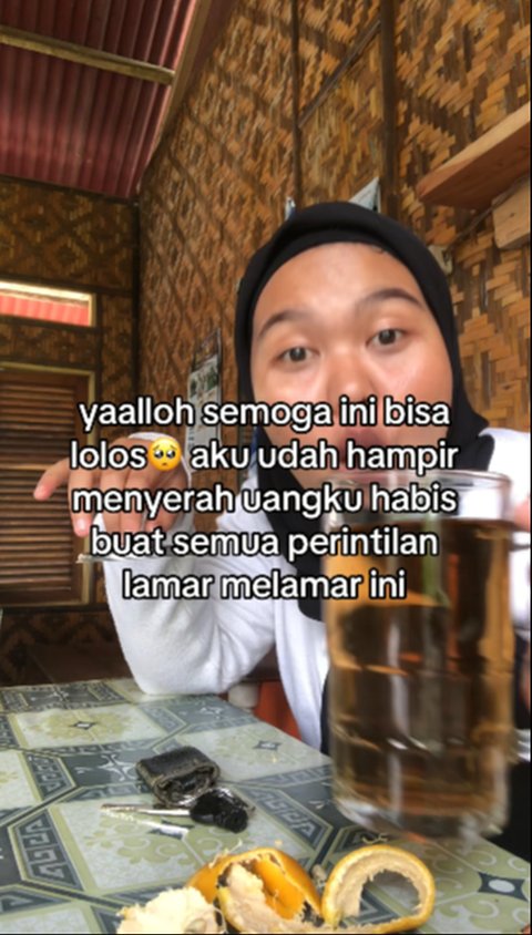 Naik Angkot hingga Pinjam Motor Temannya, Momen Wanita saat Jalani Interview Ini Banjir Dukungan Warganet