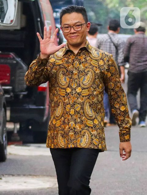 Menteri Luar Negeri RI Sugiono bertemu dengan Retno Marsudi di Gedung Pancasila, Jakarta pada Senin (21/10/2024) (Dok. Liputan6.com/Teddy Tri Setio Berty).