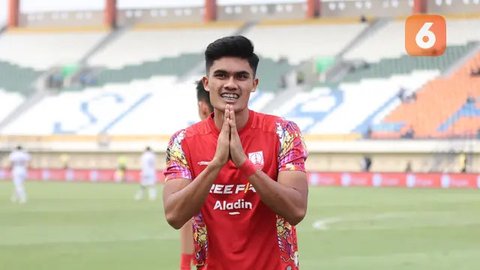 Selebrasi pemain Timnas Indonesia, Muhammad Ramadhan Sananta setelah mencetak gol ke gawang Brunei Darussalam pada laga putaran pertama Kualifikasi Piala Dunia 2026 Zona Asia di Stadion Ut