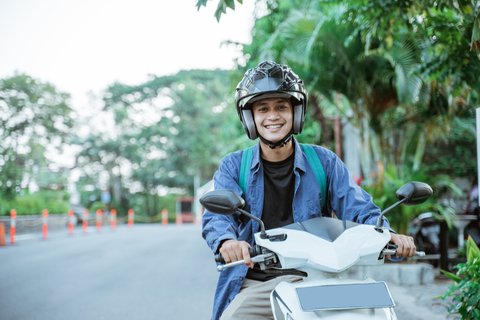 Metode Efektif Mengurangi Nyeri Otot dan Pegal Linu yang Sering Dihadapi Pengendara Sepeda Motor