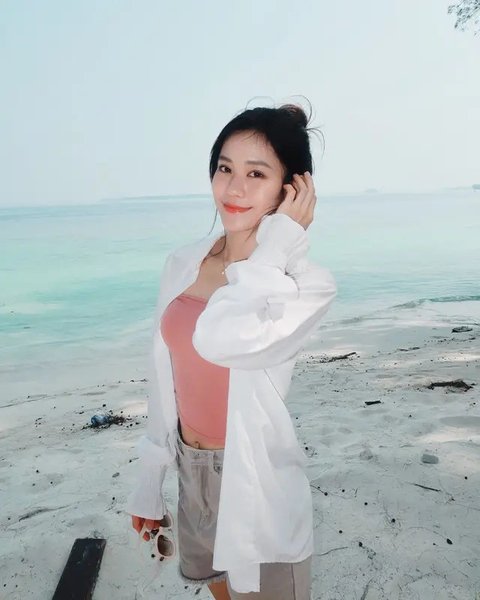 Jessica Jane Adik Jess No Limit Pamer Pacar Baru(Sumber: Instagram/jessicajane99)