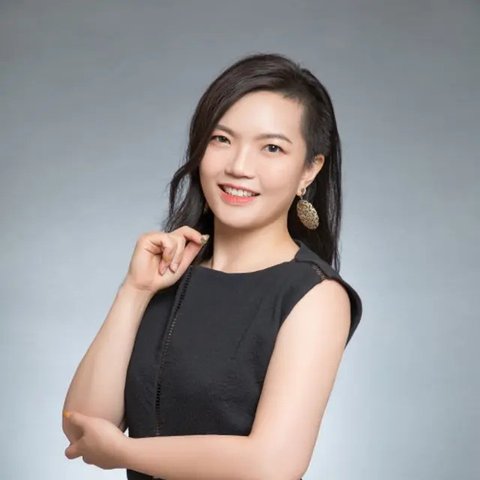 Stella Christie, Professor and Research Chair Tsinghua University di Rumah Kertanegara Jakarta, Selasa (15/10/2024) (Liputan6.com/Nanda Perdana Putra)