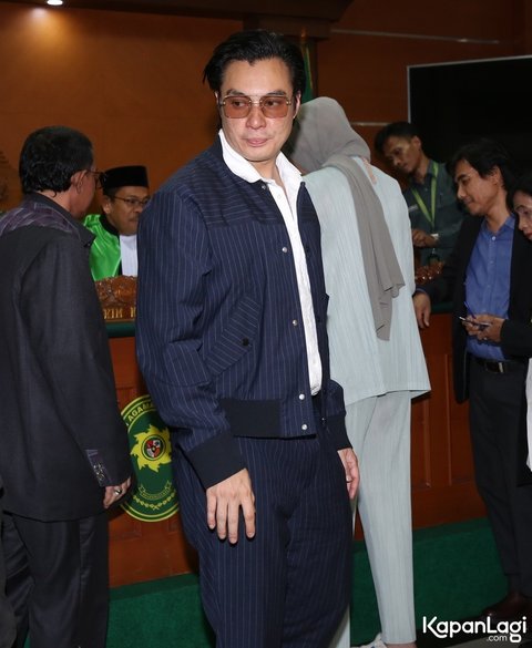 Fahmi mengungkapkan bahwa dalam mediasi pekan depan, Baim dan Paula akan mengajukan permohonan tertulis kepada hakim mediator, khususnya terkait hak asuh anak-anak mereka.<br />&nbsp;<br />"Yang akan dibahas nanti adalah mengenai hak asuh anak. Mereka berdua ingin yang terbaik buat anak-anak," tambah Fahmi.