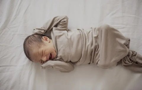 Batuk bisa menjadi pertanda adanya penyakit lain, oleh karena itu orangtya harus lebih peduli apabila bayi terkena penyakit ini. (Foto: Freepik/freepik)