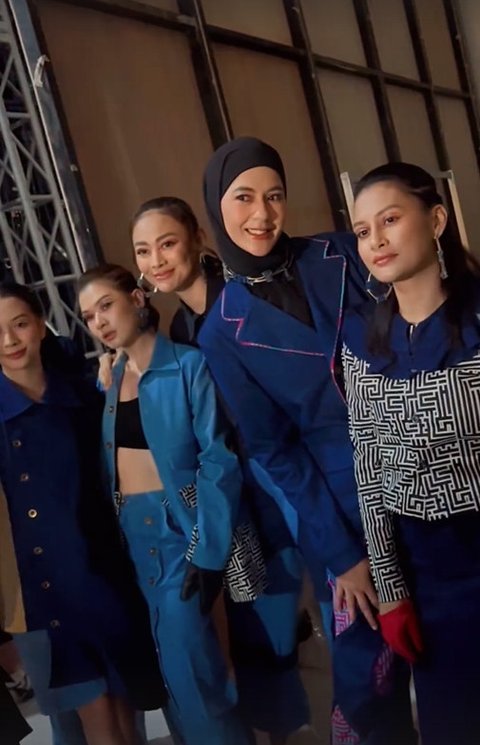 Paula Verhoeven Tampil Menawan di Catwalk JFW Setelah Sidang Cerai dengan Baim Wong