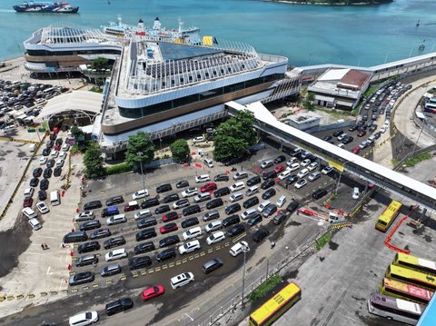 PT ASDP Indonesia Ferry (Persero) sukses melayani sekitar 45,6 juta penumpang kapal ferry sepanjang tahun 2023 di 37 pelabuhan yang dikeloa ASDP, dari Sabang sampai Merauke. (Dok. ASDP)