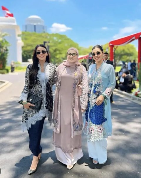 Melihat tas-tas mewah yang dibawa ibu pejabat-public figure di rangkaian acara pelantikan. (@annisayudhoyono).