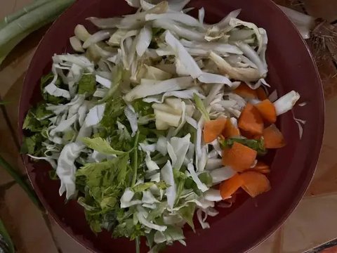 Ilustrasi Bakwan Goreng Udang Credit: Merdeka.com