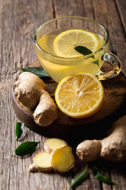 Rutin Minum Kunyit, Cara Mudah Lancarkan Haid (PageSeven/Shutterstock)