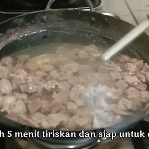 Daging Siap Diolah (Credit: Youtube/Noer Diary).