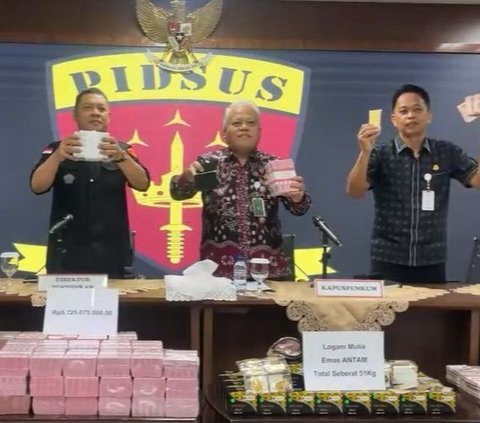 Kejagung Tangkap Mantan Pejabat Tinggi MA Berinisial ZR dalam Perkara Dugaan Pemufakatan Jahat Suap Rp5 Miliar untuk 3 Hakim Agung