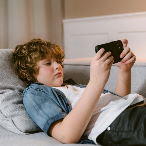 Dampak Penggunaan Gadget