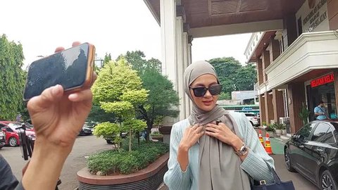 Seperti diketahui, Paula menghadapi sidang cerai perdana dengan Baim Wong dengan agenda mediasi. (Foto: Instagram/ paula_verhoeven)