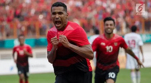 Jagoan penalti di Timnas dan Liga Indonesia: Boas Solossa, Alberto Goncalves dan Bambang Pamungkas. (Bola.com/Dody Iryawan)