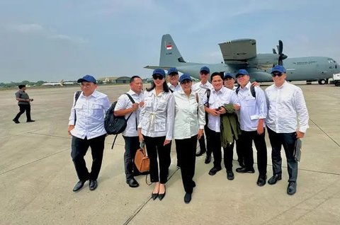 Gaya Kece Widiyanti Putri Wardhana Menteri Pariwisata saat Berangkat ke Magelang. [@widi.wardhana]