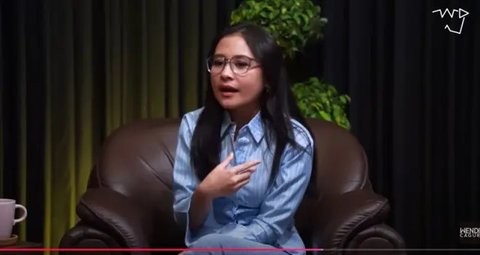 Jadwal Prilly Latuconsina Super Padat sampai Harus Atur Waktu Buat Makan Bakso Plus Kerupuk. foto: Youtube Wendi Cagur