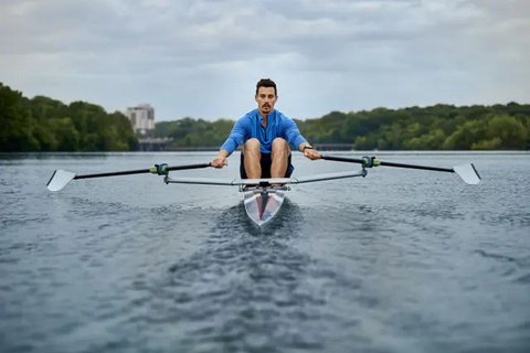 Ilustrasi orang hiking di alam. (Foto: Unsplash/Sbastien Goldberg)