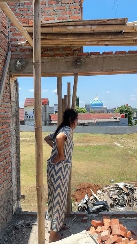 Pemandangan yang seperti inilah yang akan dilihat Bunda nanti setelah pindah. Katanya dia akan tinggal sini setelah dari Eropa.