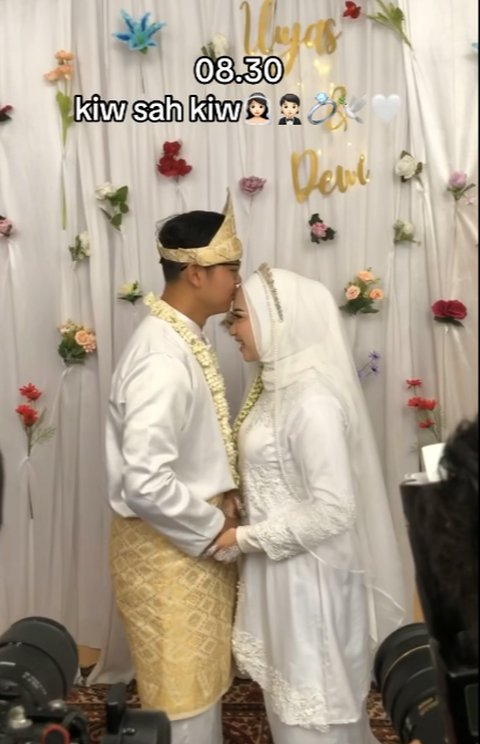 Viral Momen Pasangan Pengantin Pergi Tes CPNS Pasca Lempar Bunga di Hari Pernikahannya, Curi Perhatian