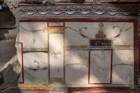 FOTO: Pukau Arkeolog, Ini Penampakan Mural Erotis Romawi Kuno Ditemukan di Reruntuhan Kota Pompeii