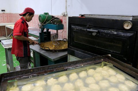 FOTO: Jurus UMKM di Bogor Hemat Biaya Listrik dan Dukung Keberlanjutan Lingkungan dengan PLTS Atap