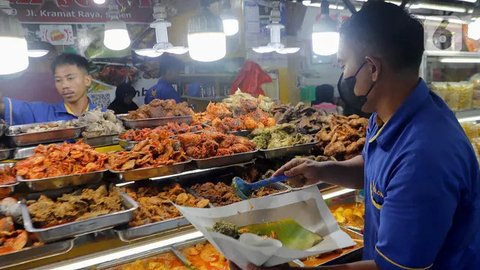 Daging kurban akan didistribusikan langsung ke masyarakat yang sudah terdaftar, termasuk panti asuhan hingga rumah-rumah tahfidz. (Liputan6.com/Herman Zakharia)