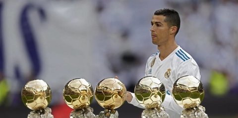 5 Pemain dengan Torehan Ballon d'Or Terbanyak: Messi Jauh Unggul Ronaldo