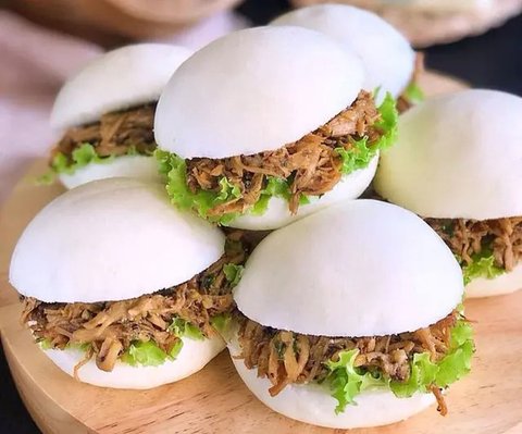 ilustrasi kue basah tradisional/Bored Photography/Shutterstock