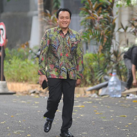 Sejumlah calon wakil menteri memenuhi undangan Presiden terpilih Prabowo Subianto di kediamannya di Jalan Kertanegara 4, Jakarta Selatan, pada Selasa, (15/10/2024).