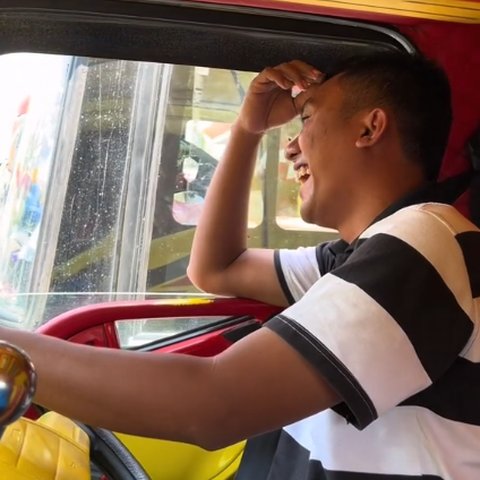 Sopir Truk Ini Tak Sengaja Bertemu Kakaknya yang Jadi Sopir Bus di Jalanan, Ekspresi Bahagianya Jadi Sorotan