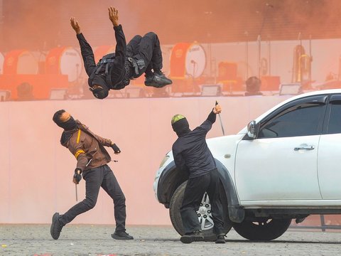 FOTO: Gagahnya Tentara Berkuda dan Pasukan Pengamanan VVIP Pamer Kekuatan Saat Geladi Bersih HUT ke-79 TNI