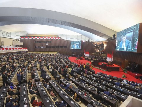 FOTO: Momen Ahmad Muzani Dilantik Jadi Ketua MPR 2024-2029, Wakilnya Bos Lion Air hingga Anak Mantan Presiden