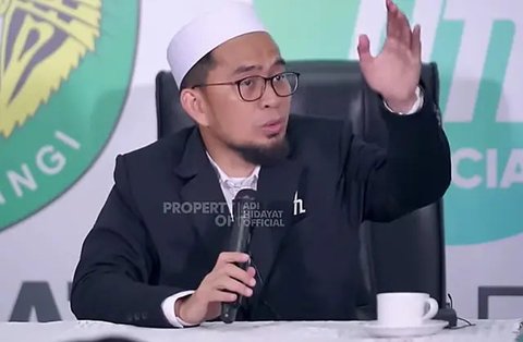 Ustadz Adi Hidayat (UAH). (SS TikTok)