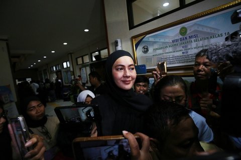 Paula Verhoeven Absen di Sidang Cerai, Kuasa Hukum: Masih Ada Peluang Damai