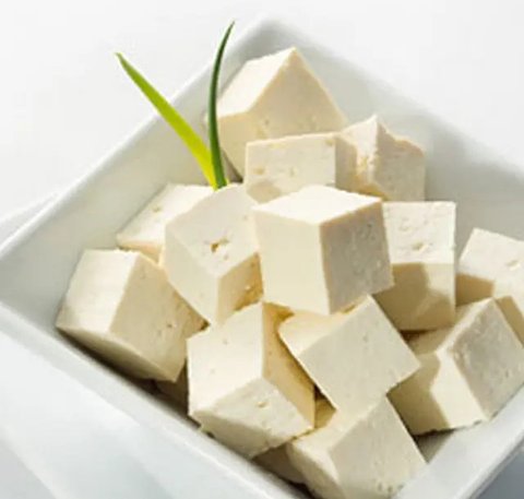 Ilustrasi tahu putih | copyright freepik.com/azerbaijan_stockers