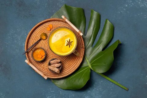 Ilustrasi Jamu Kunyit | unsplash.com/@foodism360