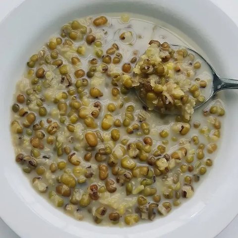 Resep bubur kacang hijau./Copyright shutterstock.com