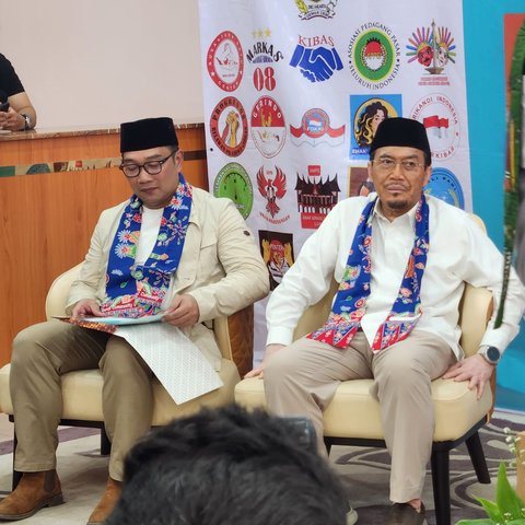 Elektabilitas Ridwan Kamil vs Pramono Anung  di 3 Lembaga Survei Mengejutkan